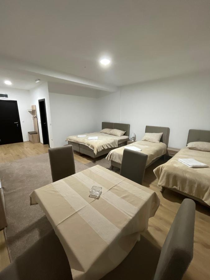 Rivera Club Panzió Raška Kültér fotó